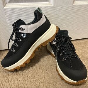 Fitflop Black and White Sneakers with Tan Soles NEO-D-HYKER